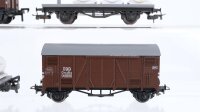 Liliput H0 Konvolut 2 geschlossene Güterwagen, 2 Behältertragwagen (Molkereiverband für Niederösterreich) ÖBB u.a. (Ladung unvollständig)