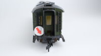 Unbekannt H0 Konvolut 3 Personenwagen 2. Klasse, 2 Packwagen 4 achsig DB (Puffer fehlen teilweise)
