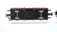 Märklin H0 Konvolut 1 offener Güterwagen mit Schüttgutladung, 1 offener Selbstentladewagen, 1 Schiebedachwagen, 2 achsig DB