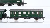 Fleischmann H0 Konvolut 1 Personenwagen 1. Klasse, 2 Personenwagen 2. Klasse, 2 achsig DB