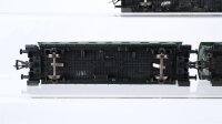 Fleischmann H0 Konvolut 1 Personenwagen 1. Klasse, 2 Personenwagen 2. Klasse, 2 achsig DB