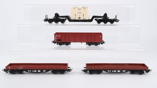 Märklin H0 Konvolut 2 Niederbordwagen, Hochbordwagen, Tiefladewagen mit Kiste "Bahia" DB