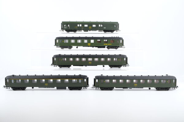 France Trains H0 Konvolut Abteilwagen 2. Klasse mit Speiseabteil, Gepäckwagen, Abteilwagen 1. Kl., Abteilwagen 2. Kl. 4-achsig SNCF (Kupplung fehlt)