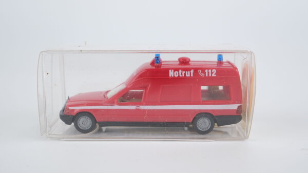 Wiking H0 60718 Mercedes-Benz Feuerwehr RTW