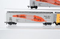 Unbekannt H0 Konvolut US Güterwagen "Rides like a Feather", "We can handle it", 4-achsig W.P./ UP
