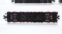 Märklin H0 Konvolut 2 Niederbordwagen 2-achsig, 2 Niederbordwagen 4-achsig, Niederbordwagen mit Ladung "Holzbretter" DB