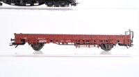 Märklin H0 Konvolut 2 Niederbordwagen 2-achsig, 2 Niederbordwagen 4-achsig, Niederbordwagen mit Ladung "Holzbretter" DB