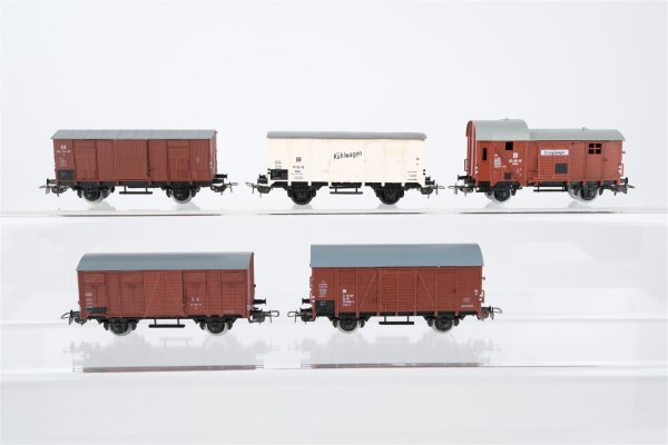 Piko H0 Konvolut 3 gedeckte Güterwagen braun, Kühlwagen weiss, Stückgutwagen braun DR