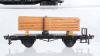 Fleischmann H0 Konvolut Drehgestellwagen teilweise mit Holzladung, Flachwagen DB u.a.