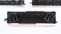 AHM/Playart/Unbekannt H0 Konvolut US Flachwagen, gedeckter Güterwagen "Fire Equipment", Kesselwagen "American Chamicals & Plastics", 4-achsig ATSF u. a. (teilweise lackiert)