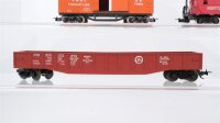 Fleischmann/Pocher/Unbekannt H0 Konvolut US Caboose, Caboose 4-achsig, Mittelbordwagen 4-achsig, gedeckter Güterwagen 4-achsig N&W/ V&T u. a. (eine Kupplung unvollständig)