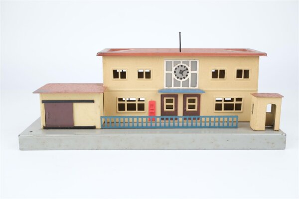 Märklin H0 Bahnhof mit Güterschuppen Blech