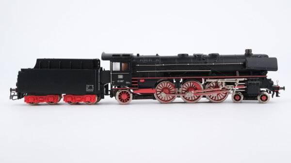 Märklin H0 3048 Dampflok BR 01 097 DB Wechselstrom