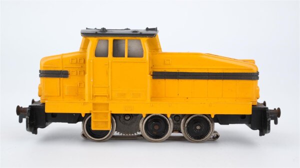 Märklin H0 Diesellok Henschel gelb Wechselstrom (Licht defekt)