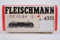 Fleischmann H0 4352 E-Lok BR 120 143-3 DB Gleichstrom (Licht defekt)