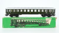 Märklin H0 4022 Personenwagen 2.Kl. grün DB