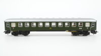 Märklin H0 4022 Personenwagen 2.Kl. grün DB
