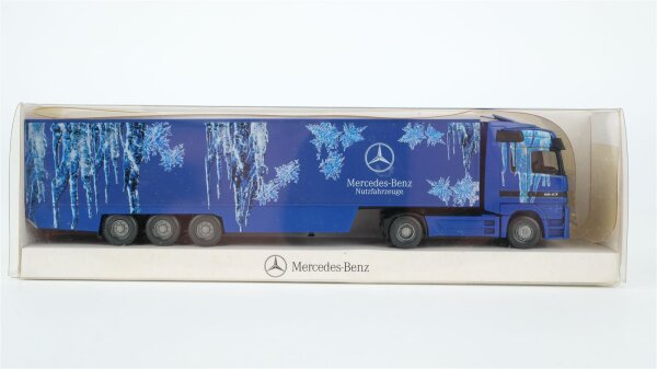Wiking H0 B6 600 0084 MB Actros Koffersattelzug "Mercedes-Benz Nutzfahrzeuge" mit Eiskristall-Design