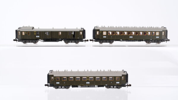 Minitrix N Konvolut Schnellzugwagen 1./2.Kl. 3.Kl. Gepäckwagen DR