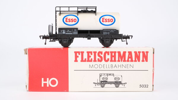 Fleischmann H0 5032 Kesselwagen 573 781 [P] Esso DB
