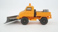 Wiking H0 Mercedes Unimog 411 mit Schneepflug GK 642