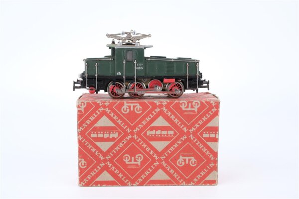 Märklin H0 E-Lok BR E63 02 Wechselstrom (stoppt häufig)