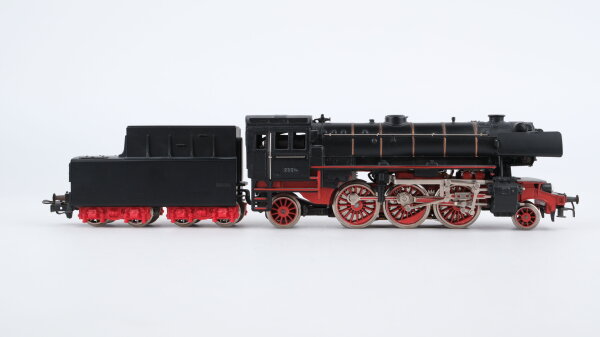 Märklin H0 Dampflok mit Tender BR 23 014 Wechselstrom (vermutlich verharzt)