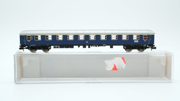 Fleischmann N 8641K Schnellzugwagen 1. Kl A4üm DB