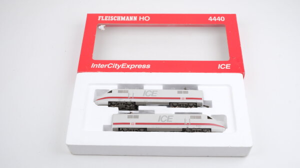 Fleischmann H0 4440 ICE Triebzug BR 401 DB Gleichstrom