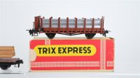 Trix H0 Konvolut Langholzwagen Rungenwagen mit Ladung und Bremserhaus