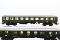 Märklin H0 Konvolut Packwagen, 2 Personenwagen 1.Kl. grün,  Personenwagen 2.Kl. blau DB (unvollständig)