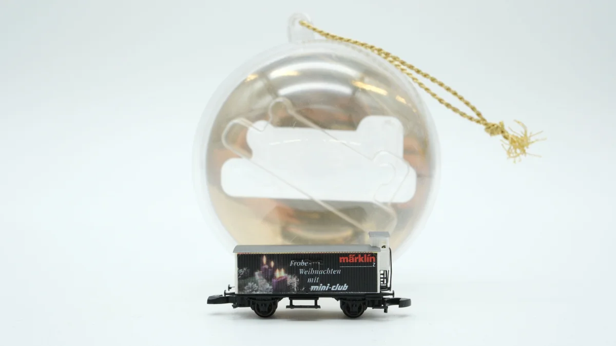 Märklin Z 8661A35 Kühlwagen Frohe Weihnachten...