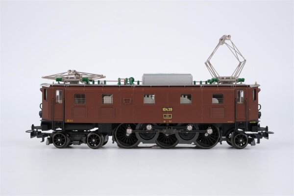 Märklin H0 3351 E-Lok BR Serie Ae 3/6 10439 SBB Wechselstrom (vermutlich verharzt)