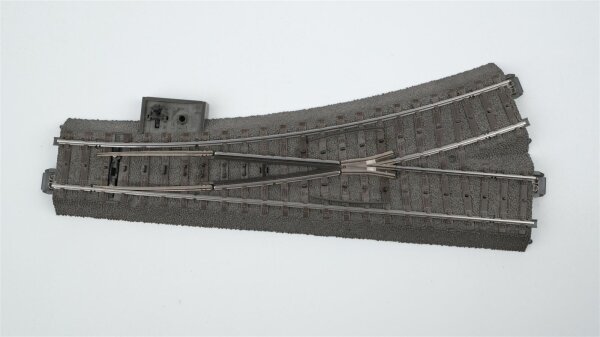 Märklin H0 24611 Weiche links 188,3 mm R2 = 437,5 mm 24,3° (ohne Antrieb) (gebrauchter Zustand)