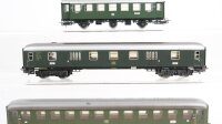 Märklin H0 Konvolut Packwagen, 2 Personenwagen 2.Kl. grün DB
