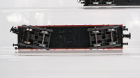 Märklin H0 Konvolut Niederbordwagen, Niederbordwagen mit Plane "Märklin", Niederbordwagen mit 2 Baumaschienen DB
