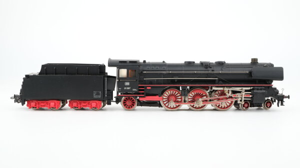 Märklin H0 Dampflok mit Tender BR 01 097 DB Wechselstrom