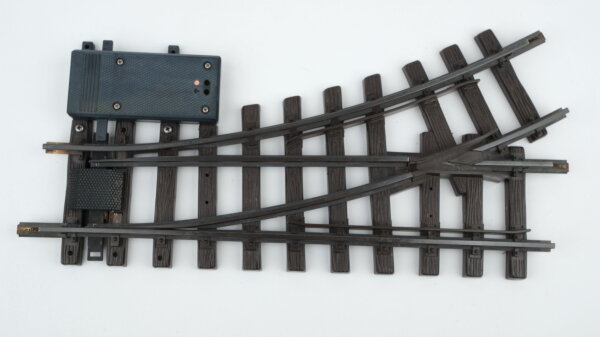 LGB G 1210/1215, 1201/10 Weiche links R1 30 Grad, 1x elektrischer Antrieb (1201/10)