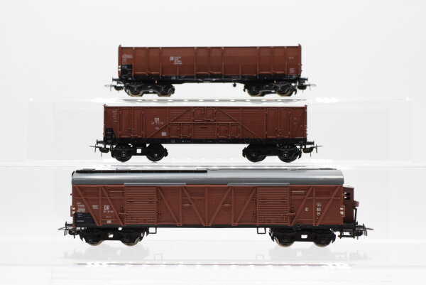 Piko H0 Konvolut 2 Hochbordwagen,gedeckter Güterwagen mit Bremserhaus DR