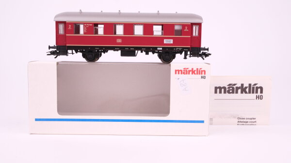 Märklin H0 4335 Personenwagen (85 792 Hmb) 2.KL Bi der DB