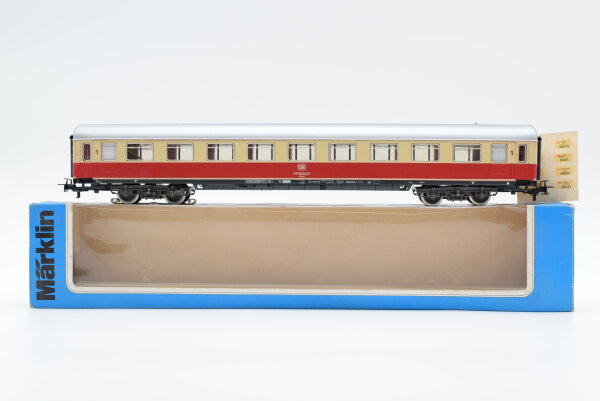 Märklin H0 4096 Reisezugwagen (TEE-Großraumwagen 1.Kl., 61 80 18-70 042-6) Apümz / Apmz 122 der DB