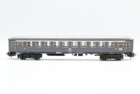 Märklin H0 4063 Reisezugwagen (51 83 10-80 012-4)...