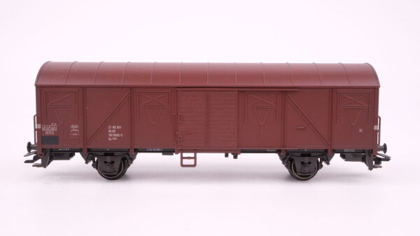 Märklin H0 4701 gedeckter Güterwagen DR