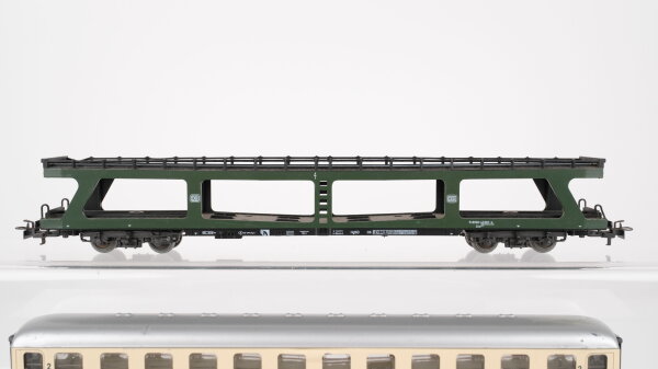 Märklin H0 Konvolut Personenwagen 2.Kl beige/oceanblau, Autotransportwagen "DB Autozug", Autotransportwagen DB (Abbrüche)