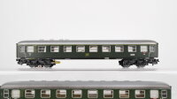 Märklin H0 Konvolut Packwagen, Personenwagen 1.Kl. beleuchtet grün DB (ungetestet)