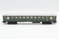 Märklin H0 4052 Reisezugwagen (Schnellzugwagen, 51 80 22-40 224-3) 2.Kl. Büm 232 der DB