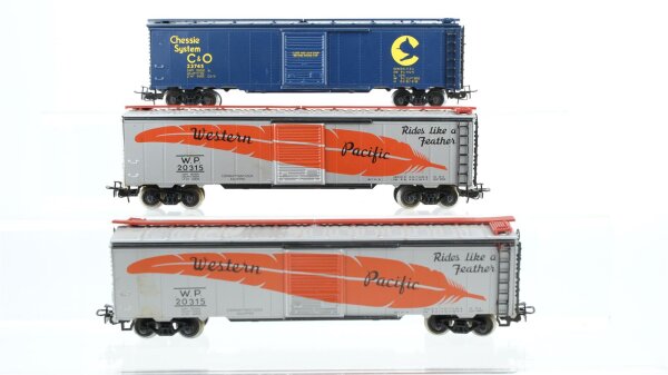 Märklin H0 Konvolut 2 gedeckte Güterwagen "WP 20315", gedeckter Güterwagen "C&O 23745"