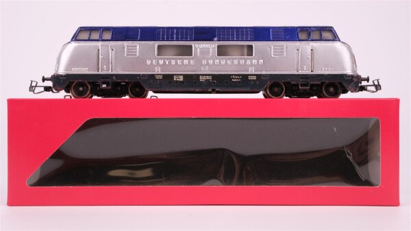 Märklin H0 3021 Diesellok BR V 200027 DB Wechselstrom Digital (bemalt, EVP)