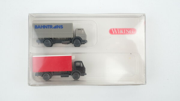 Wiking N 9420322 Pritschen- und Kofferlastwagen Bahntrans und schwarz-rot-weiß