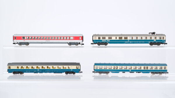 Fleischmann u.a. N Konvolut Personenwagen 1./2. Kl. Speisewagen DB (Kupplung fehlt)